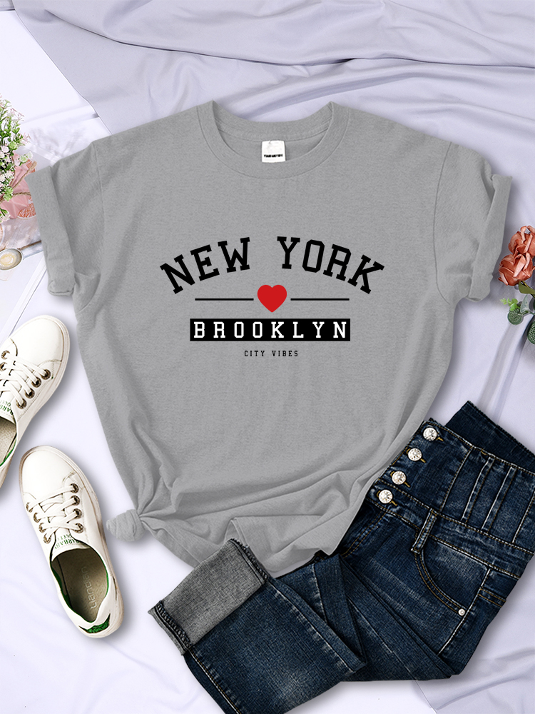 Street Fashion Vibes - New York Brooklyn City Vibes Letter