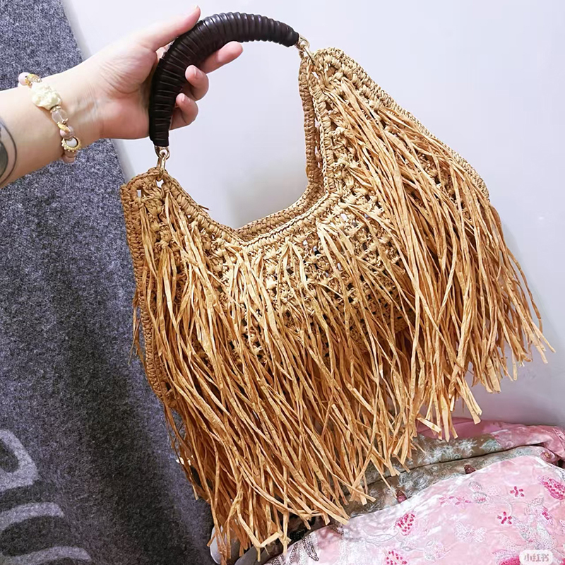 Bohemian Tassel Straw Handbag  - French Street Fashion のレビューと価格