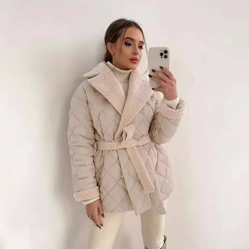 Elegant Quilted With Faux Fur  - Street Fashion Fall 2025 のレビューと価格