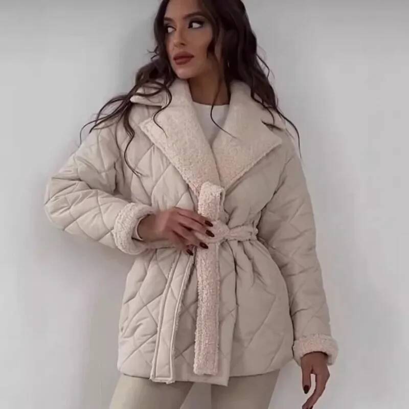 Elegant Quilted With Faux Fur  - Street Fashion Fall 2025 のレビューと価格