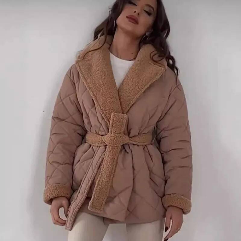 Elegant Quilted With Faux Fur  - Street Fashion Fall 2025 のレビューと価格