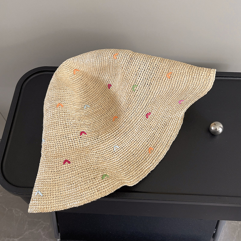 Women Embroidery Heart Raffia  - Bucket Hat Embroidered のレビューと価格