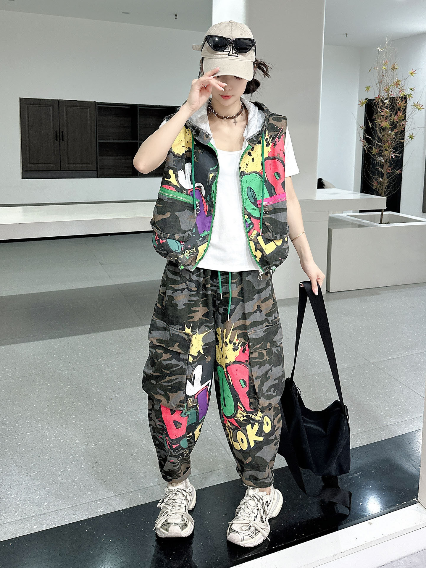 Camouflage Vest Two Piece Set  - Street Fashion Jacket のレビューと価格