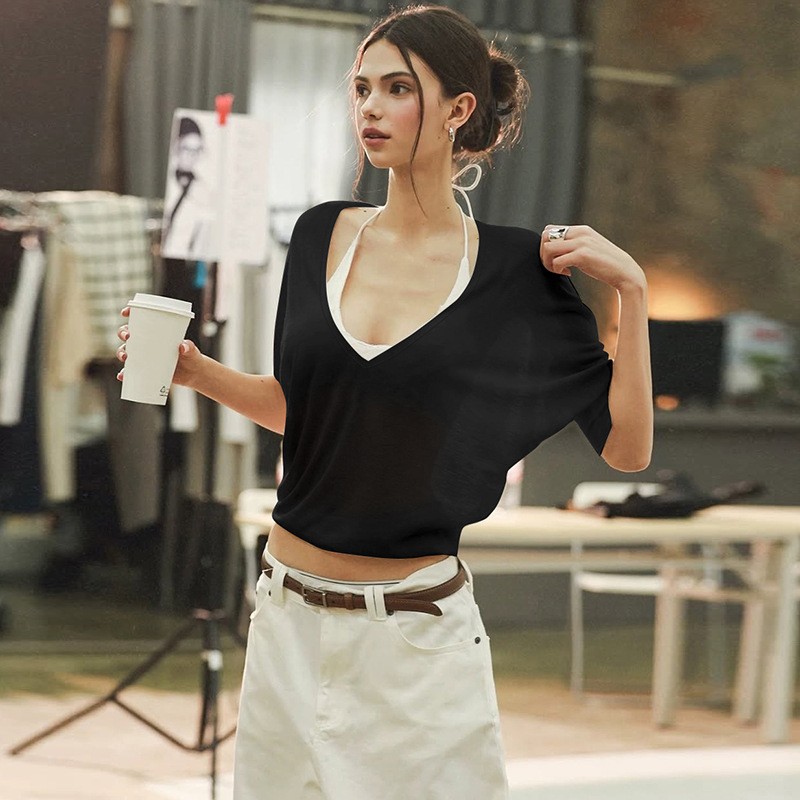 Pink Blouse Loose Fit V Neck S - Fashion Streetwear のレビューと価格