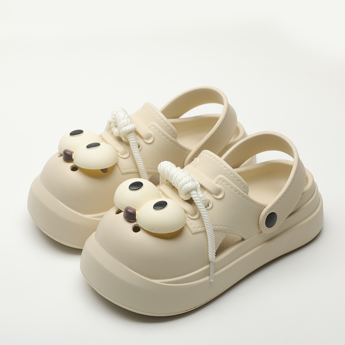 Cute DIY Big Eyes Fashion Clog - Street Fashion Girls のレビューと価格