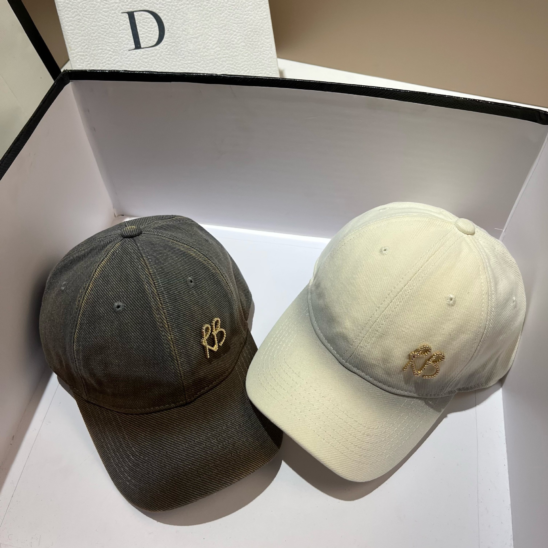 New Trend Luxury Metal Letter  - Street Fashion Russia のレビューと価格