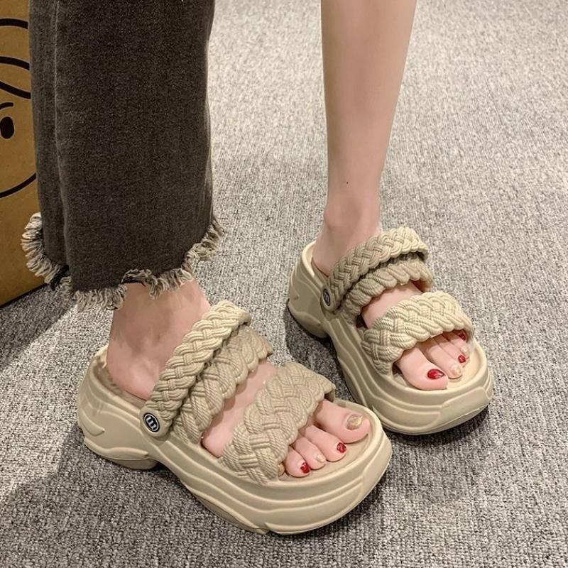 Women Platform Slippers Thick  - Street Fashion Girls のレビューと価格