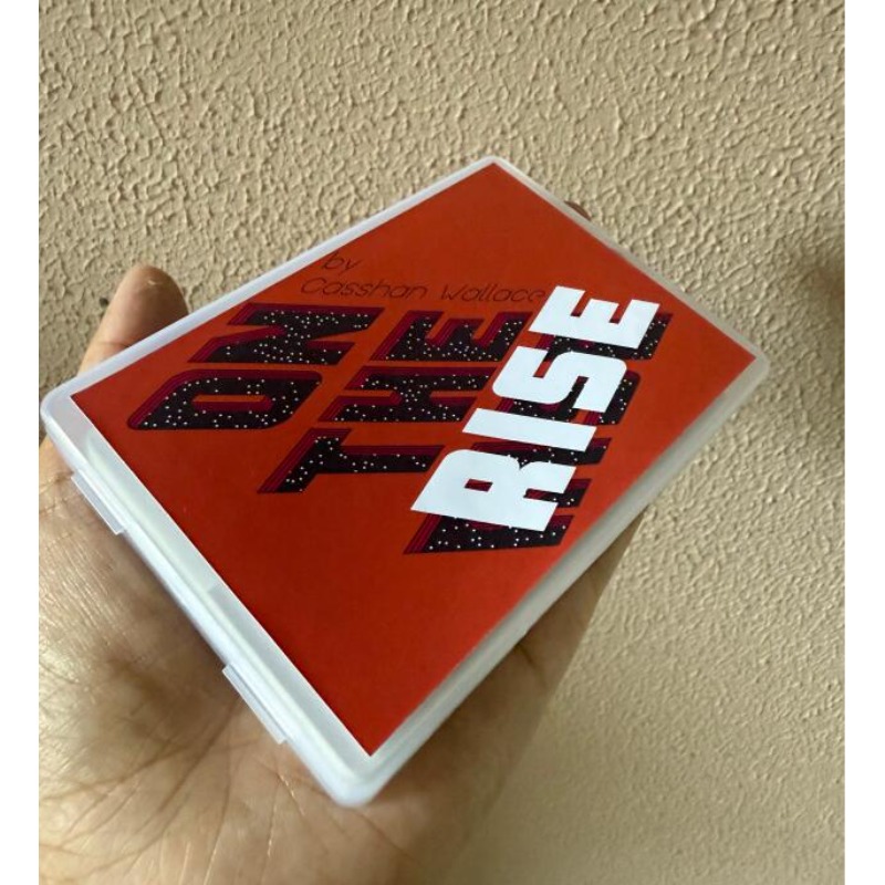 On The Rise By Casshan W Gimmi - Street Fashion Blog のレビューと価格