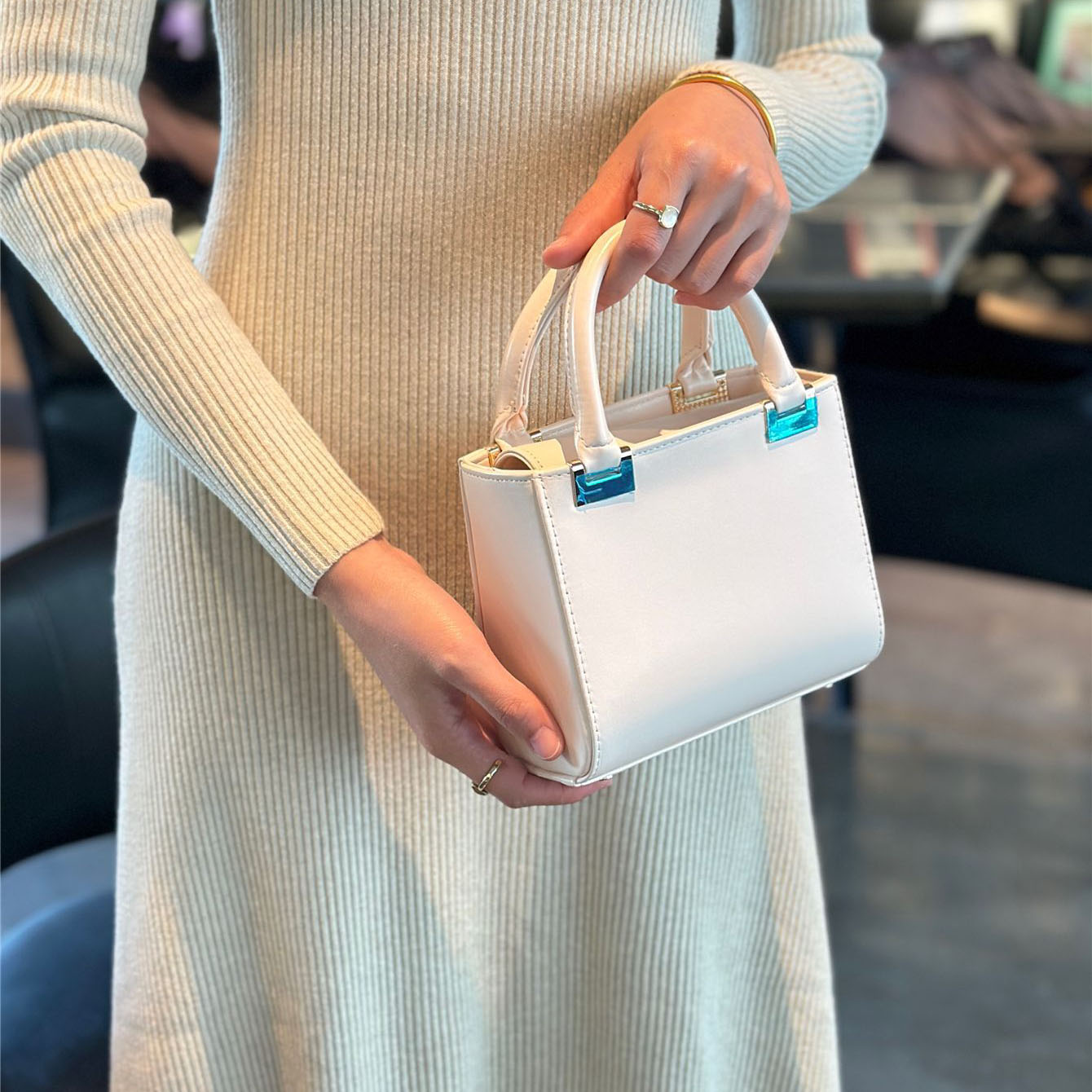 Flower Embroidery Women's Hand - French Street Fashion のレビューと価格
