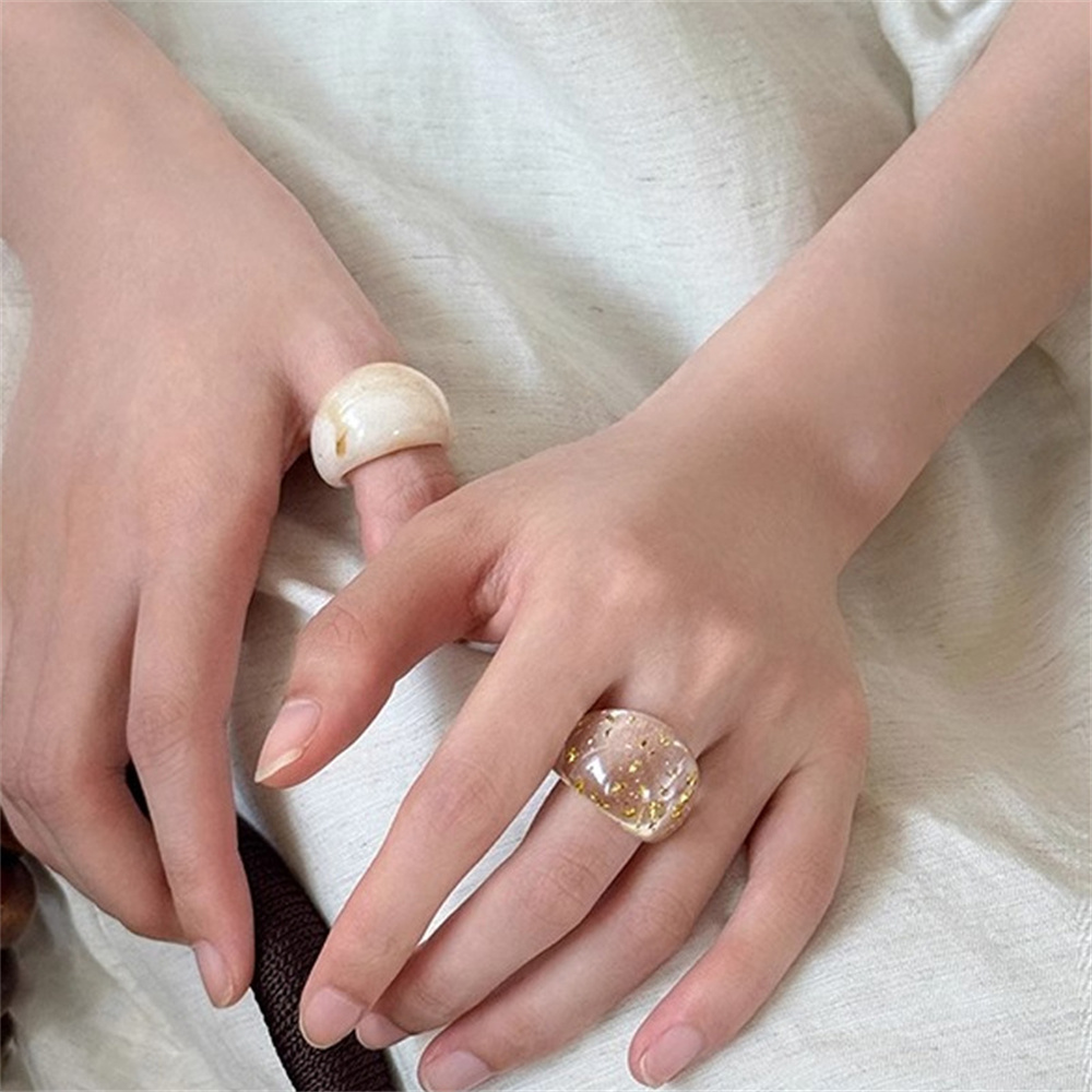 New Retro Acrylic Fashion Styl - Street Fashion Blog のレビューと価格